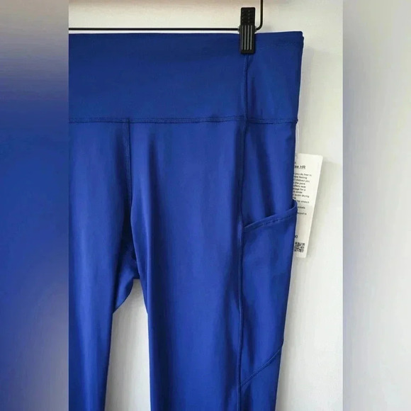 Lululemon Athletica “Fast & Free HR Crop 23” New With Tags - Picture 2 of 6